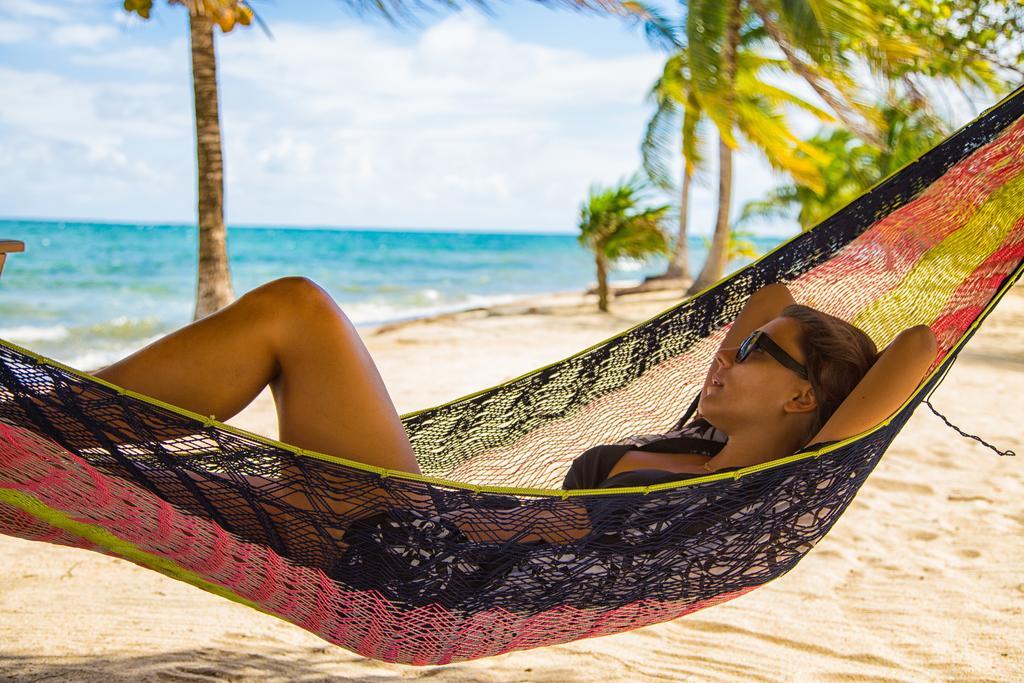 Готель Wild Orchid Placencia Екстер'єр фото